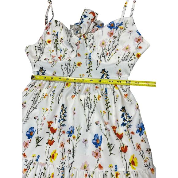 White Floral Sundress Size S NWOT| Cottagecore Spring Summer Coquette - Picture 6 of 8